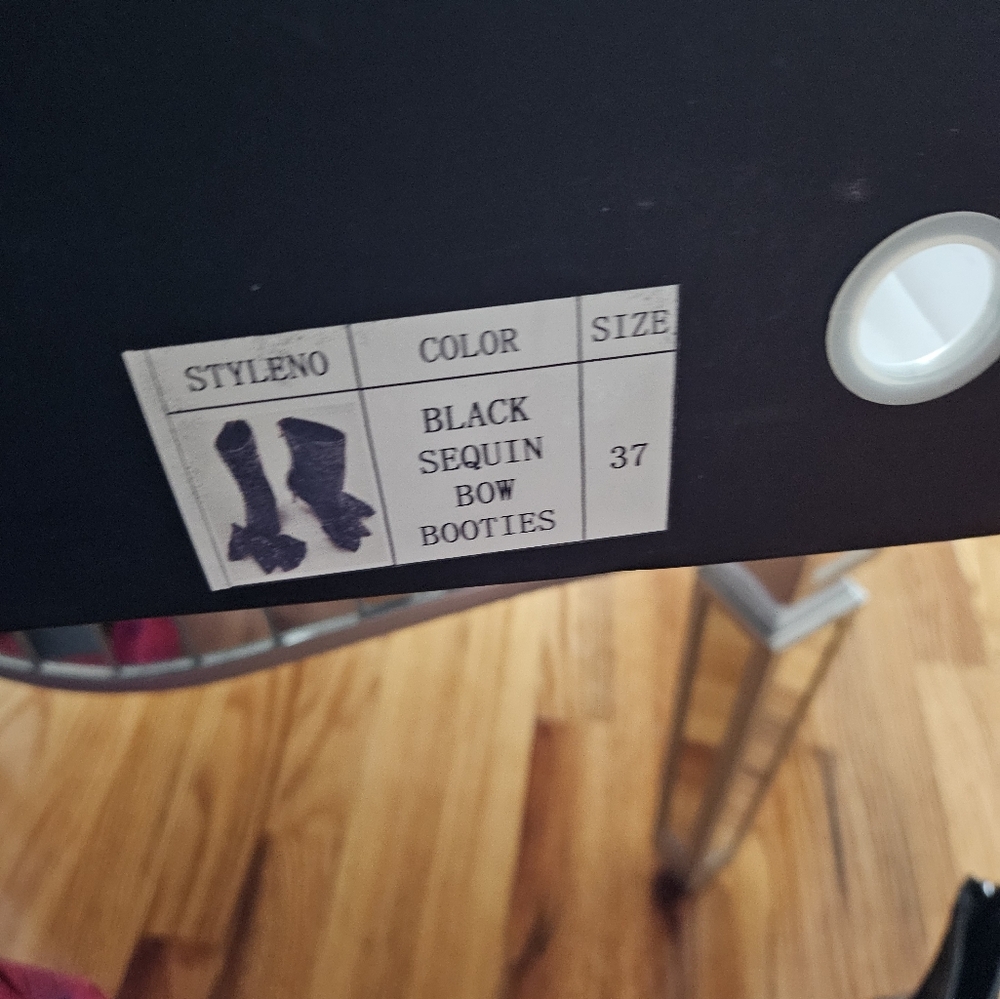 Sequin Bow Bootd - image 4